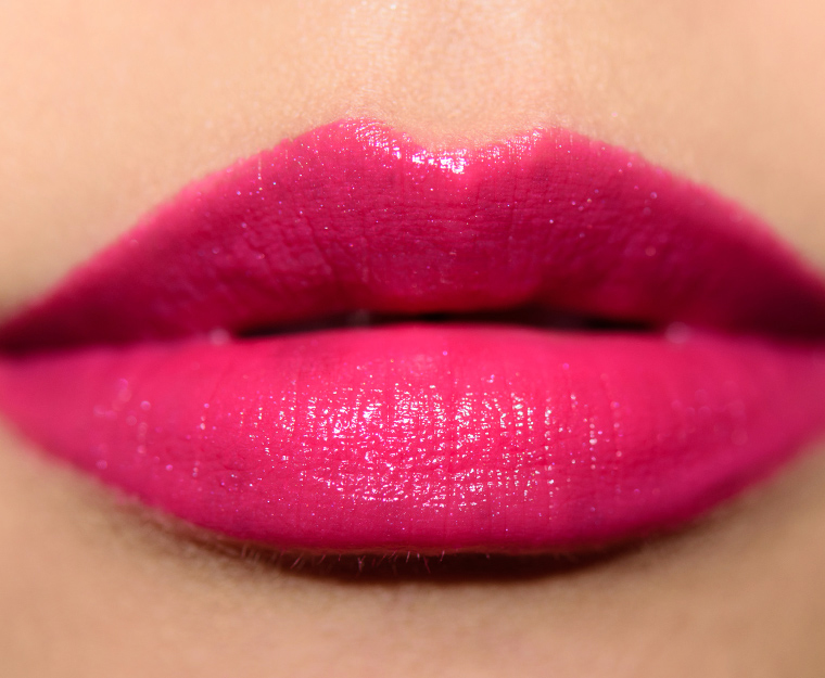<p class="text-center">MAC Lickable Lipstick</p>