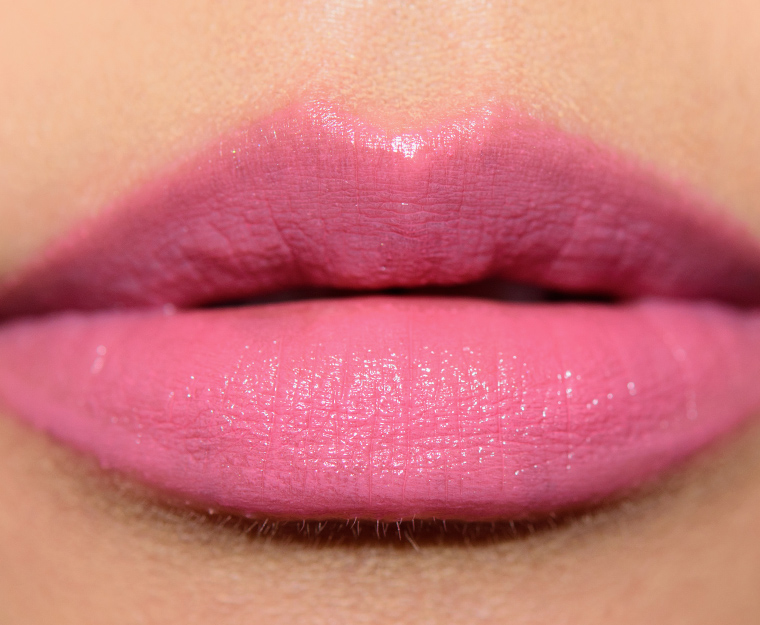 <p class="text-center">MAC Lovelorn Lipstick</p>