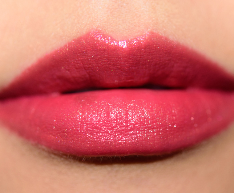 <p class="text-center">MAC On Hold Lipstick</p>