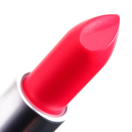 MAC Lipstick Relentlessly Red