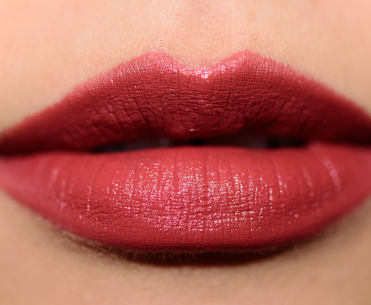 <p class="text-center">MAC Retro Lipstick</p>
