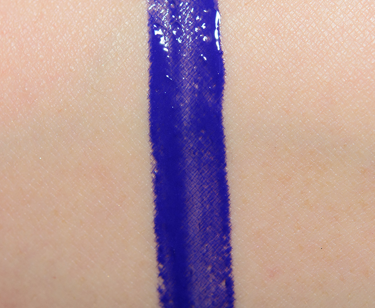 MAC Saucy Miss Vamplify Lipgloss