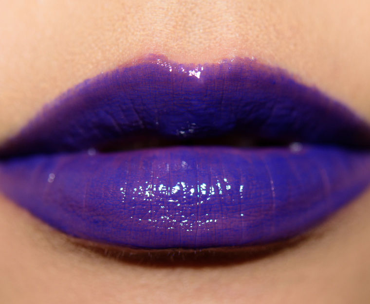 MAC Saucy Miss Vamplify Lipgloss