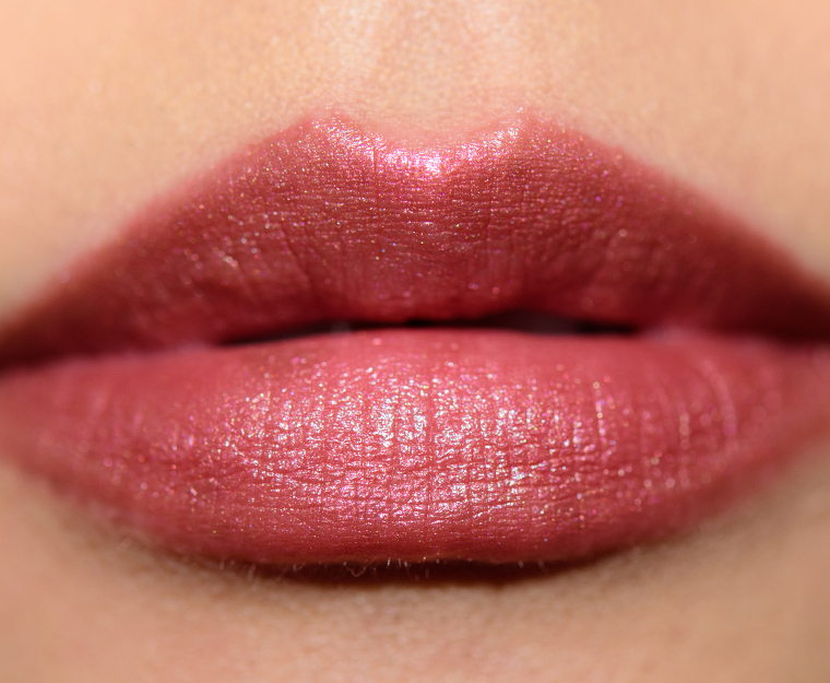 <p class="text-center">MAC Sequin Lipstick</p>
