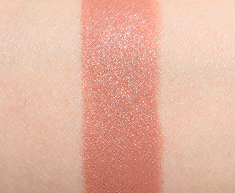 <p class="text-center">MAC Yash Lipstick</p>