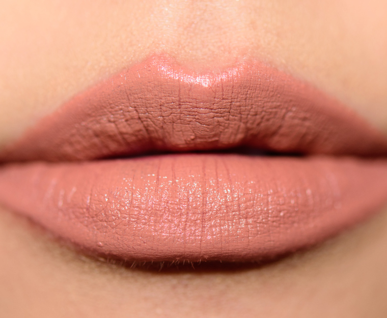 <p class="text-center">MAC Yash Lipstick</p>