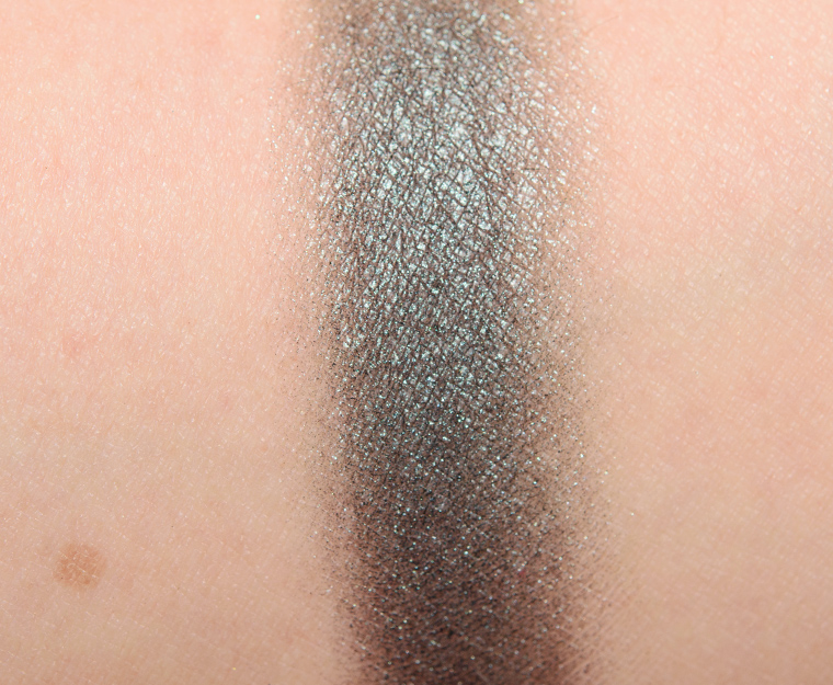 <p class="text-center">Makeup Atelier Amazon #5 Eye Shadow</p>