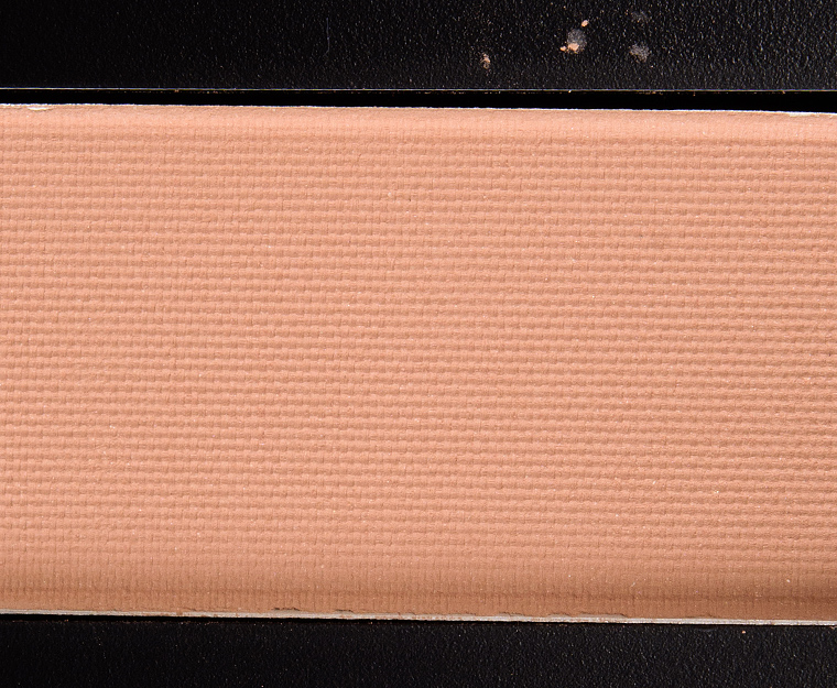 <p class="text-center">NARS Talia (Highlight) Contour Blush - Highlighter</p>