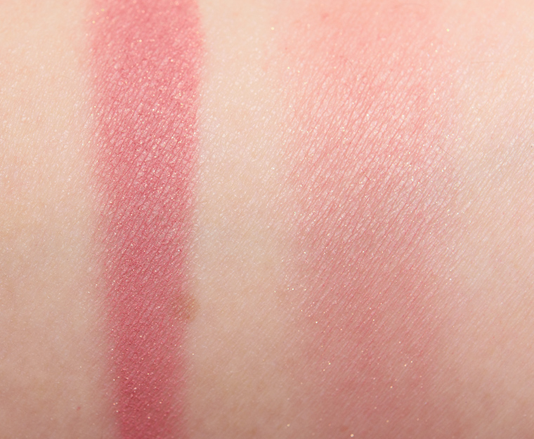 <p class="text-center">Tarte Does This Thing Really Work? Amazonian Clay 12-Hour Blush</p>