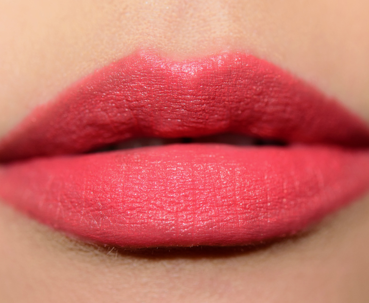 <p class="text-center">Charlotte Tilbury Miranda May Matte Revolution Lipstick</p>