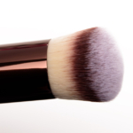 Hourglass Vanish Foundation Brush 
