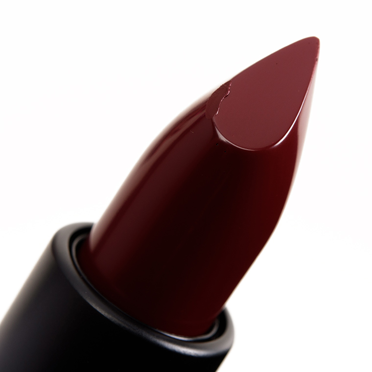 <p class="text-center">Make Up For Ever C407 Artist Rouge Lipstick</p>