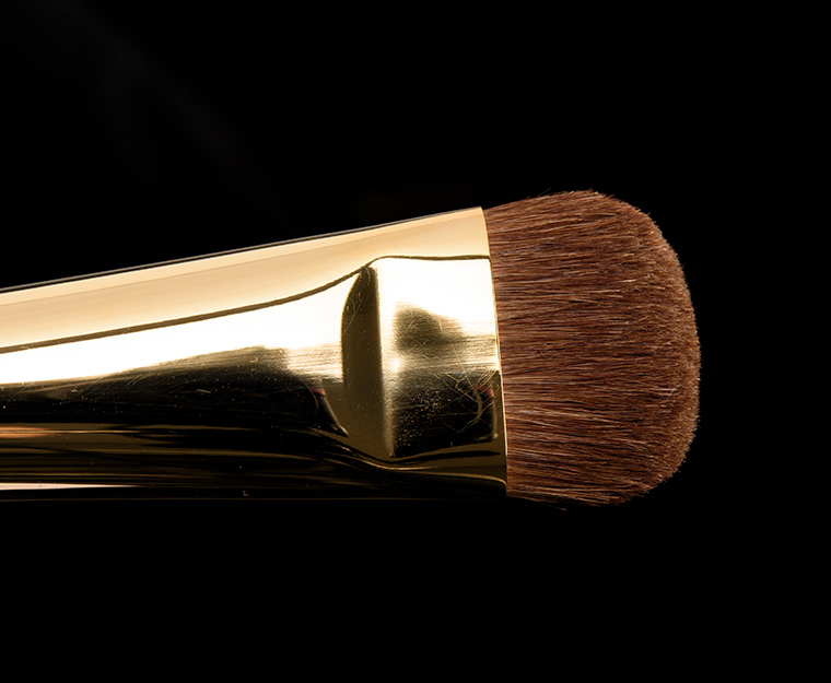 Smith Cosmetics #122 Highlighter Brush