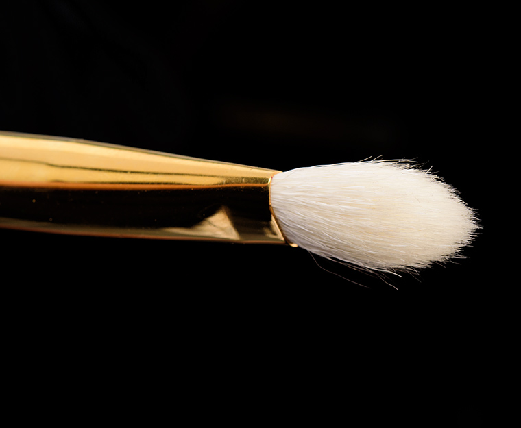 Smith Cosmetics #235 Flat Quill Crease Brush