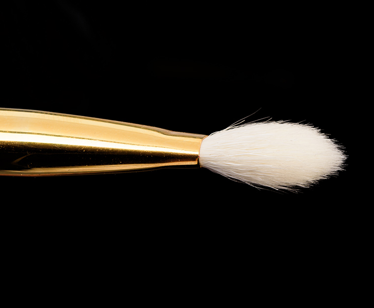 Smith Cosmetics #235 Flat Quill Crease Brush