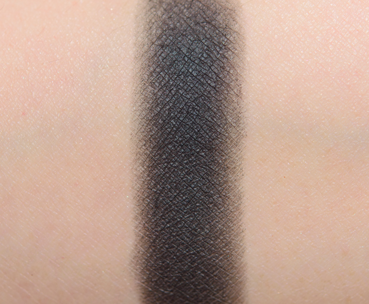 <p class="text-center">Guerlain L'Heure de Nuit #5 Eyeshadow (Palette 5 Couleurs)</p>