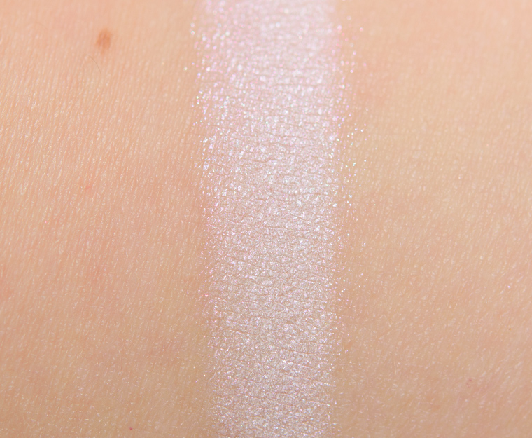 <p class="text-center">Guerlain Apres l'Ondee #1 Eyeshadow (Palette 5 Couleurs)</p>