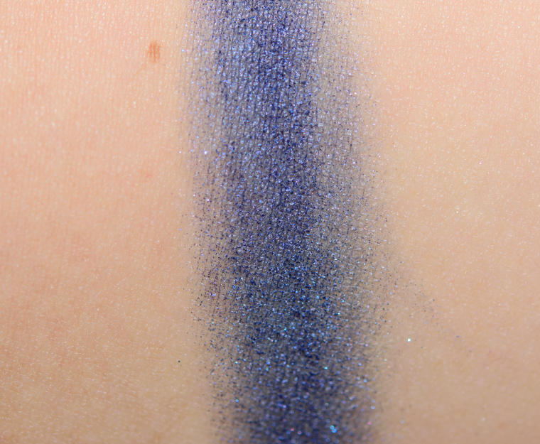 <p class="text-center">Guerlain Apres l'Ondee #4 Eyeshadow (Palette 5 Couleurs)</p>