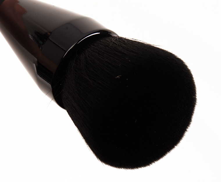 IT Cosmetics No. 307 Velvet Luxe LBD Powder Brush