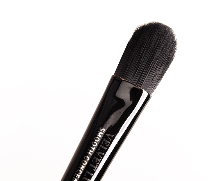 IT Cosmetics No. 314 Velvet Luxe Smooth Concealer Brush