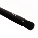 IT Cosmetics No. 320 Velvet Luxe Effortless Crease Brush 