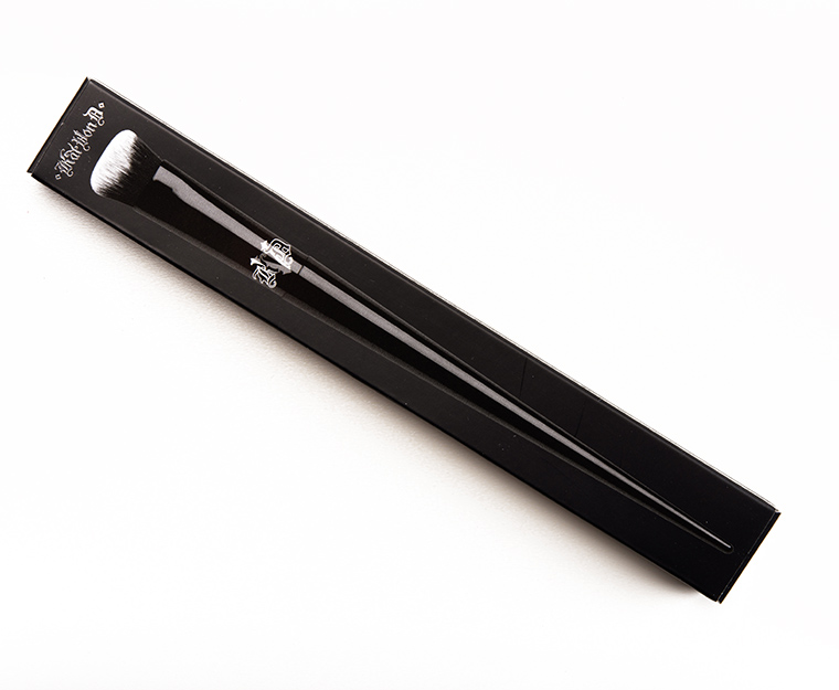 Kat Von D Lock-It Edge Concealer Brush