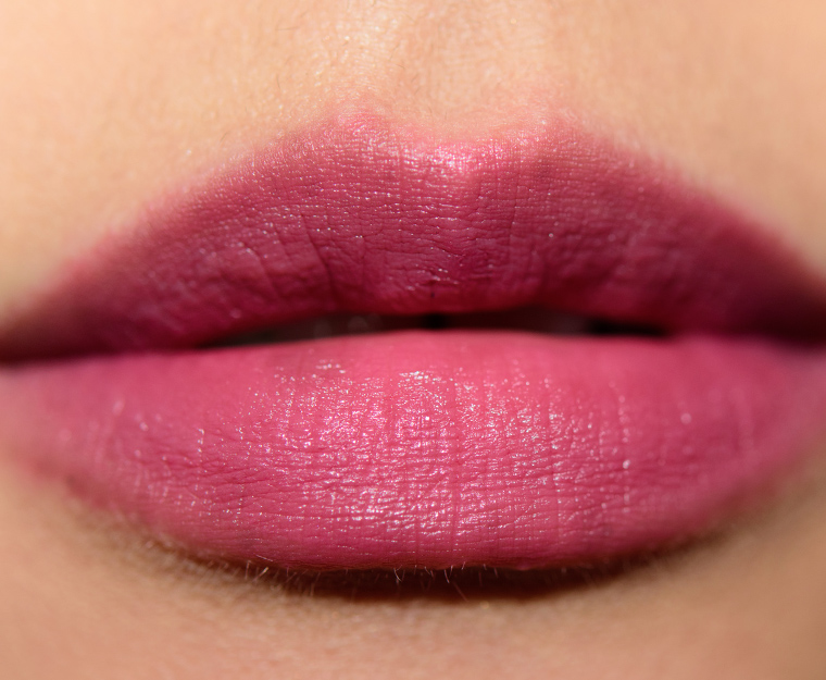 MAC Blind Score Casual Colour