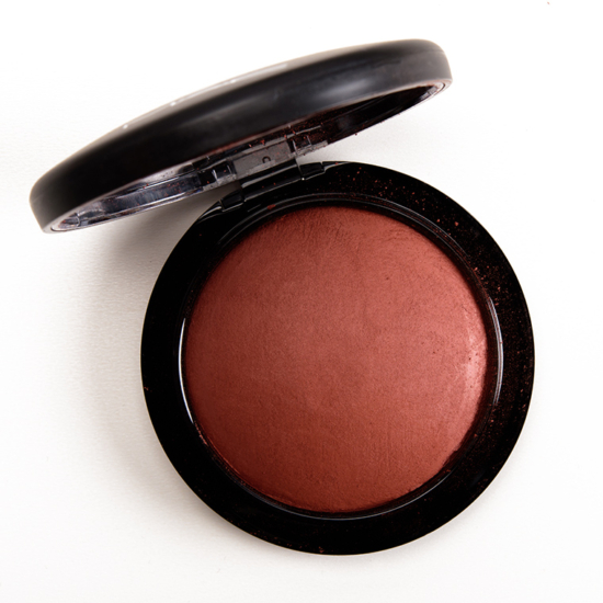 MAC Taraji Glow Mineralize Skinfinish