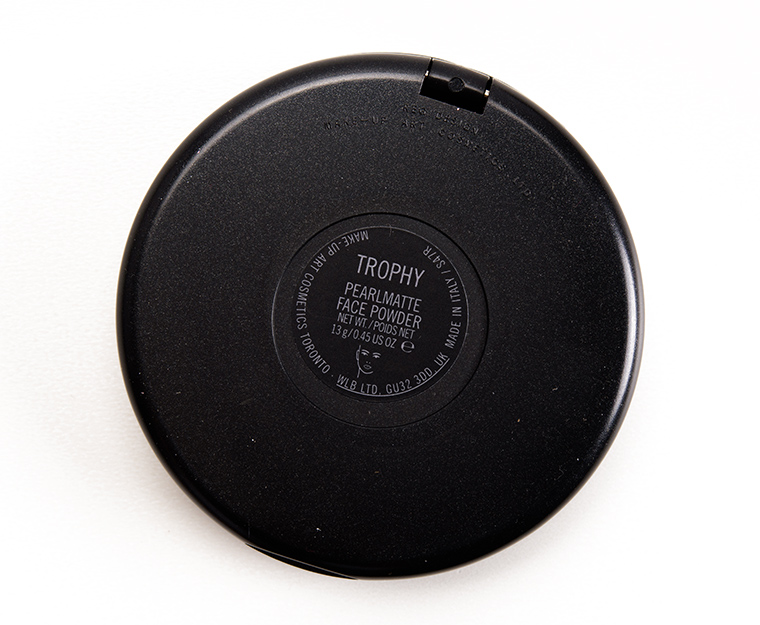 MAC Trophy Pearlmatte Face Powder