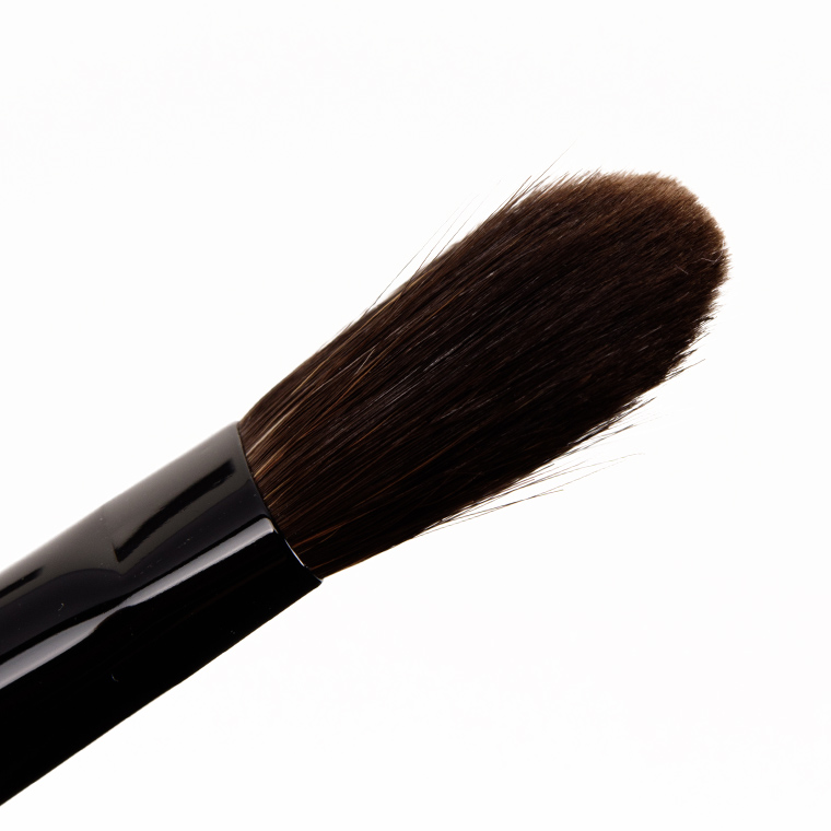 Suqqu Eyeshadow Brush L • Brush Review & Swatches