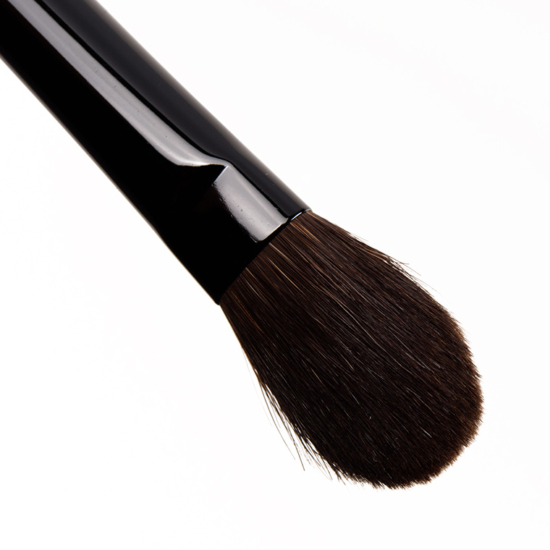 Suqqu Eyeshadow Brush L • Brush Review & Swatches