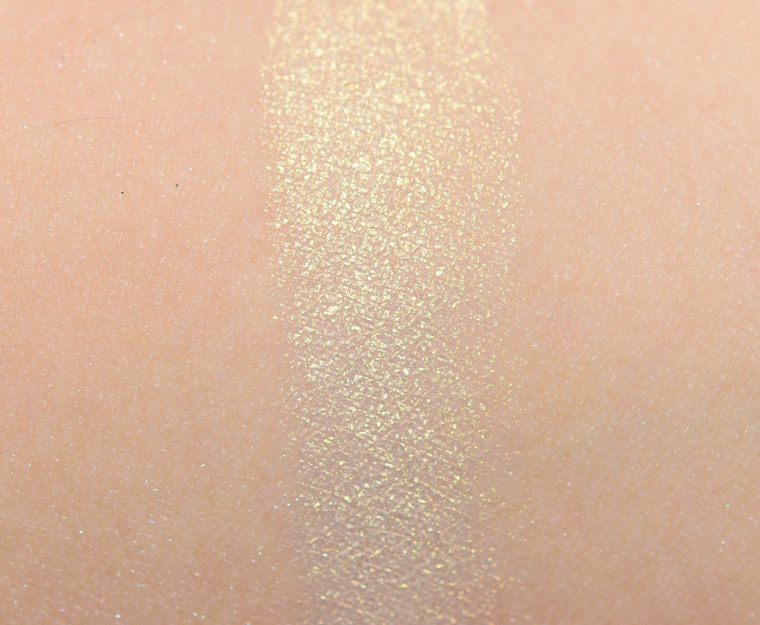 <p class="text-center">Urban Decay Snow Eyeshadow (Discontinued)</p>