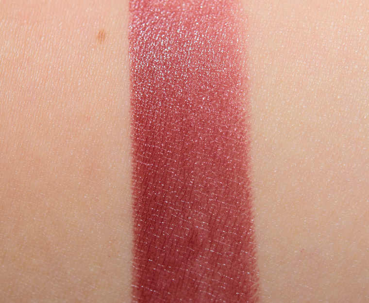 <p class="text-center">bareMinerals Queen Gen Nude Radiant Lipstick</p>