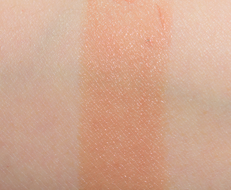 <p class="text-center">bareMinerals Sexpot Gen Nude Radiant Lipstick</p>