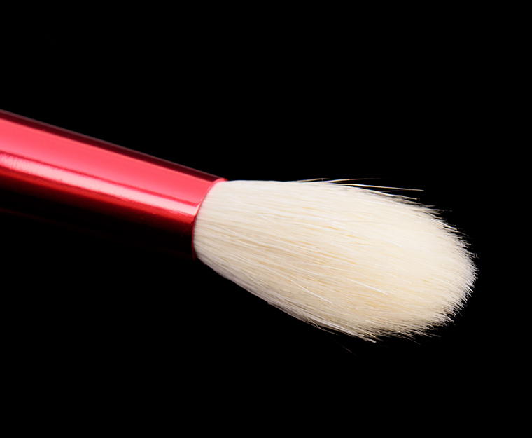 Chikuhodo The Crease Brush