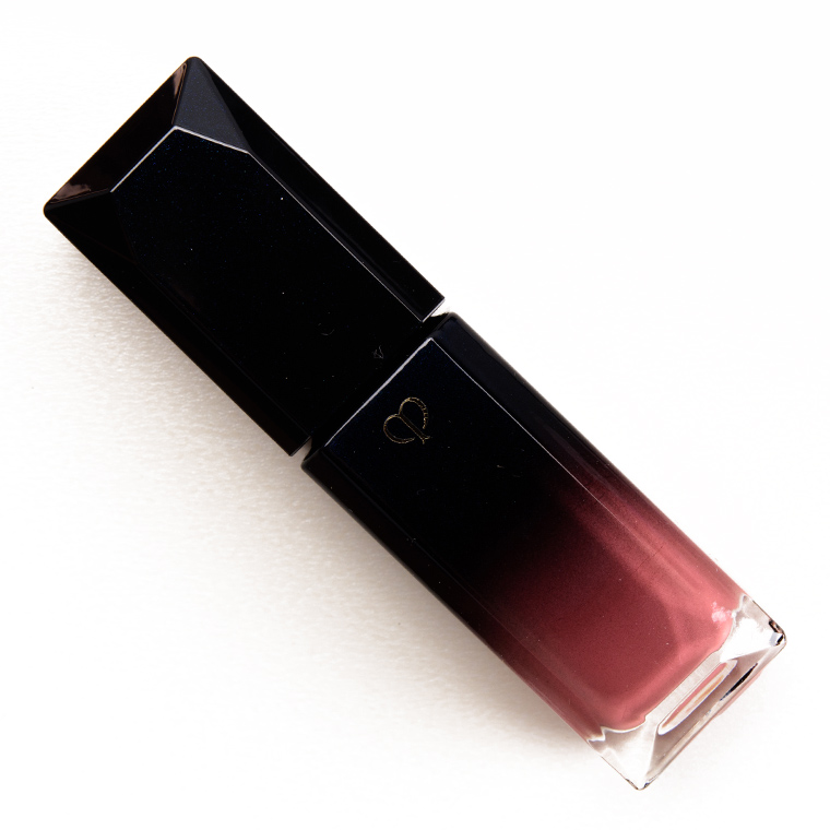 Cle de Peau Chenille (12) Radiant Liquid Rouge