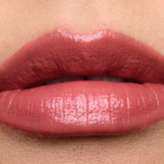 Cle de Peau Chenille (12) Radiant Liquid Rouge