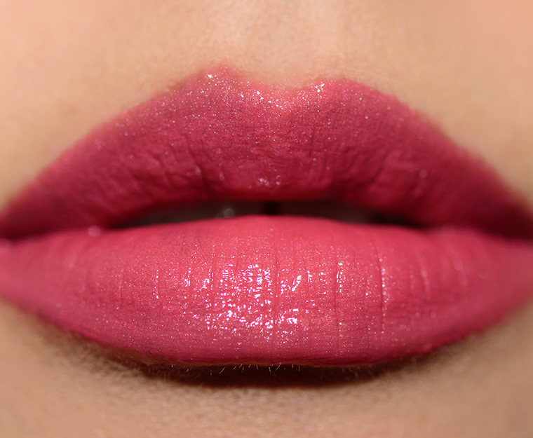 Cle de Peau Flushed (13) Radiant Liquid Rouge