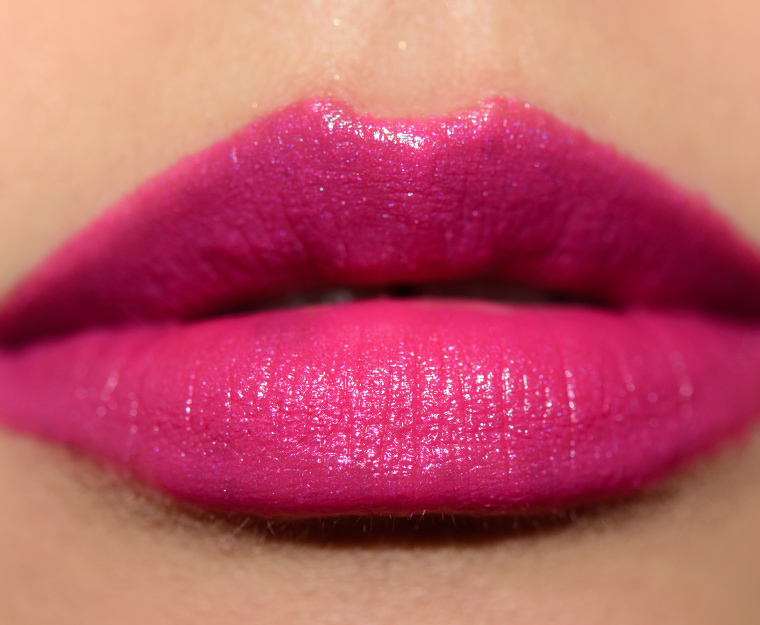 <p class="text-center">Estee Lauder Thrill Seeker (420) Hi-Lustre Pure Color Envy Lipstick</p>
