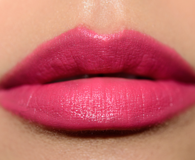 <p class="text-center">Laura Mercier Bebe Crème Smooth Lip Colour</p>