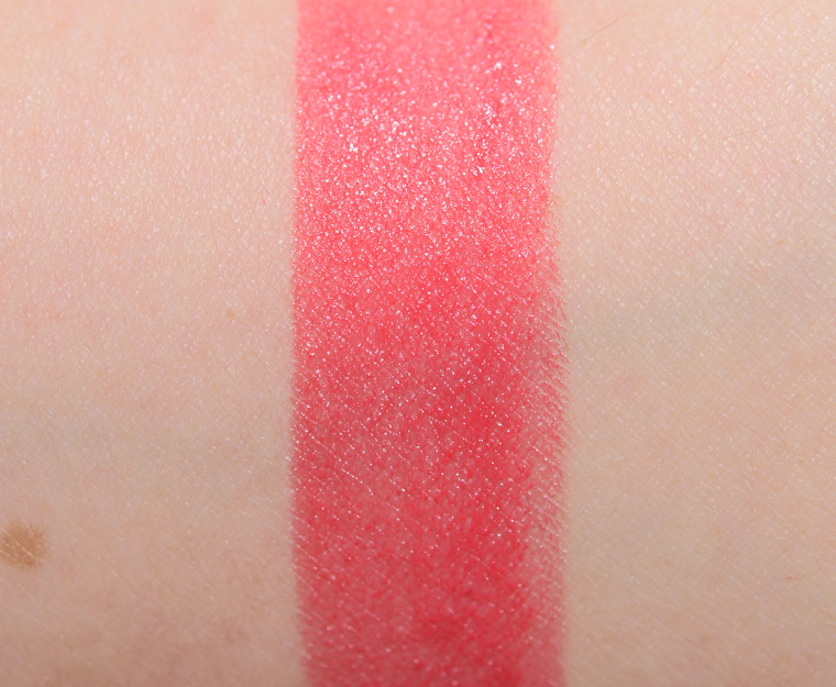 <p class="text-center">Laura Mercier Joanne Crème Smooth Lip Colour</p>