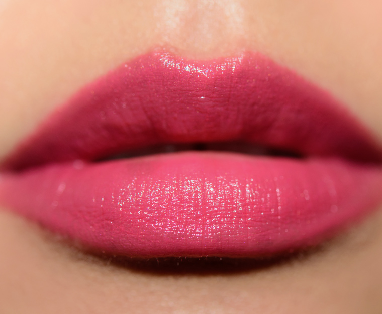 <p class="text-center">Laura Mercier Sophia Crème Smooth Lip Colour</p>