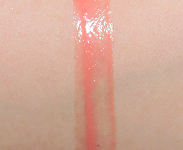 <p class="text-center">Laura Mercier Catherine Lip Glace</p>