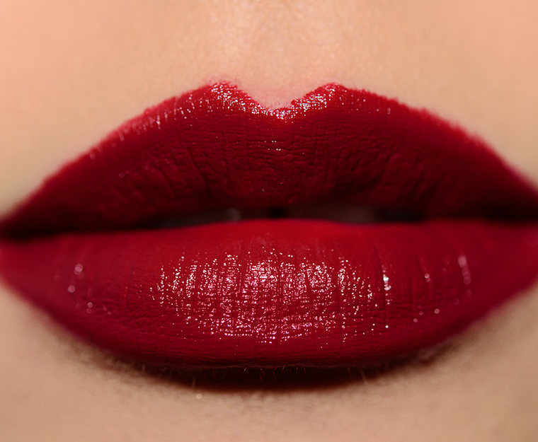 <p class="text-center">Bite Beauty Mistletoe Amuse Bouche Lipstick</p>