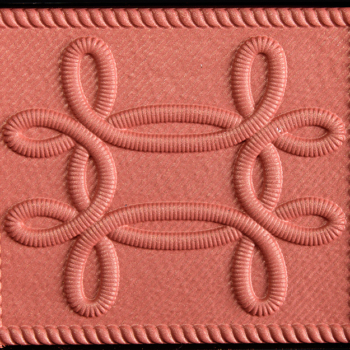 MAC Pleasure Model Extra Dimension Blush