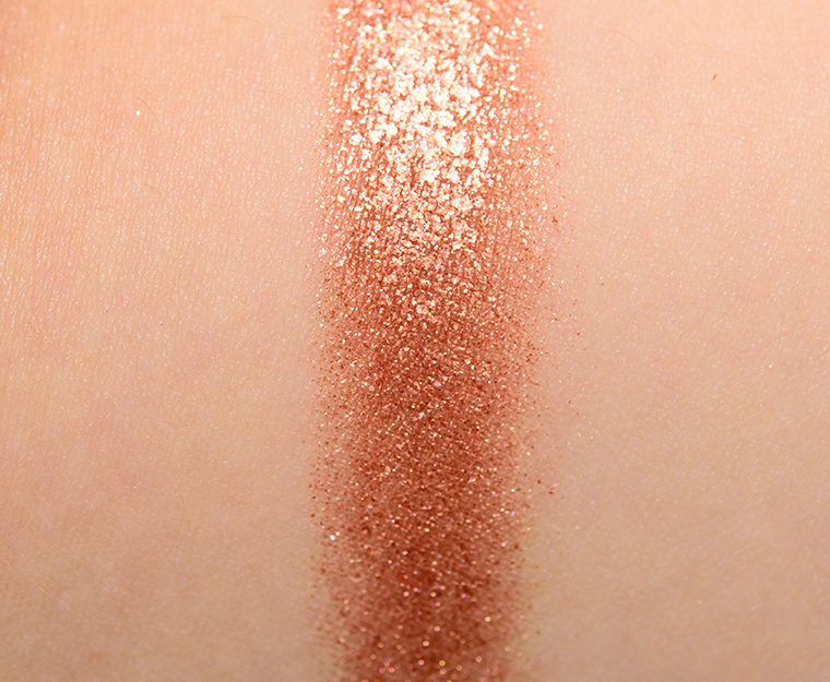 <p class="text-center">Huda Beauty Trust Fund Textured Shadow</p>