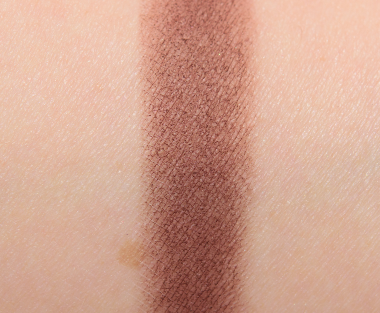 <p class="text-center">Huda Beauty Coco Textured Shadow</p>