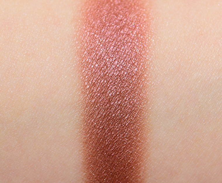 <p class="text-center">Surratt Beauty Renard Roux Artistique Eyeshadow</p>