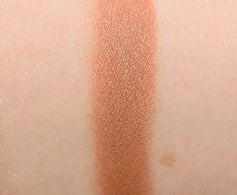 <p class="text-center">Coloured Raine Gingerbread Eyeshadow</p>