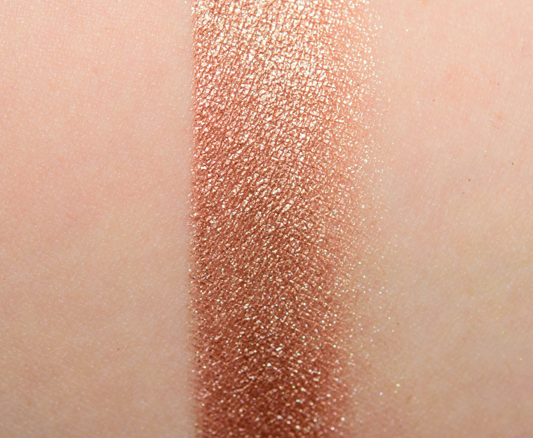 <p class="text-center">Coloured Raine Who Me Eyeshadow</p>